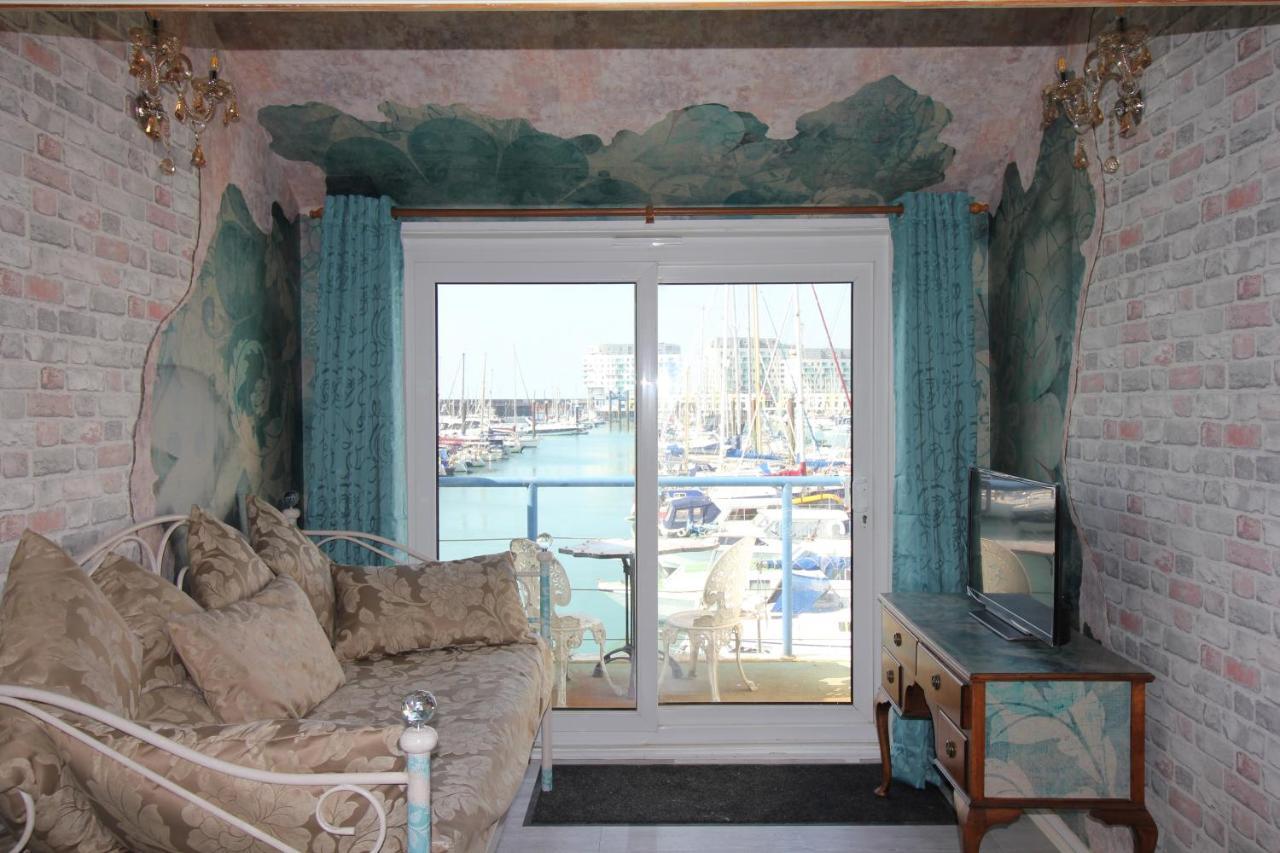 Unique, Loft-Style Apartment With Fantastic Brighton Marina Views מראה חיצוני תמונה