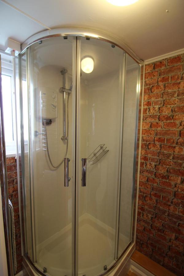 Unique, Loft-Style Apartment With Fantastic Brighton Marina Views מראה חיצוני תמונה