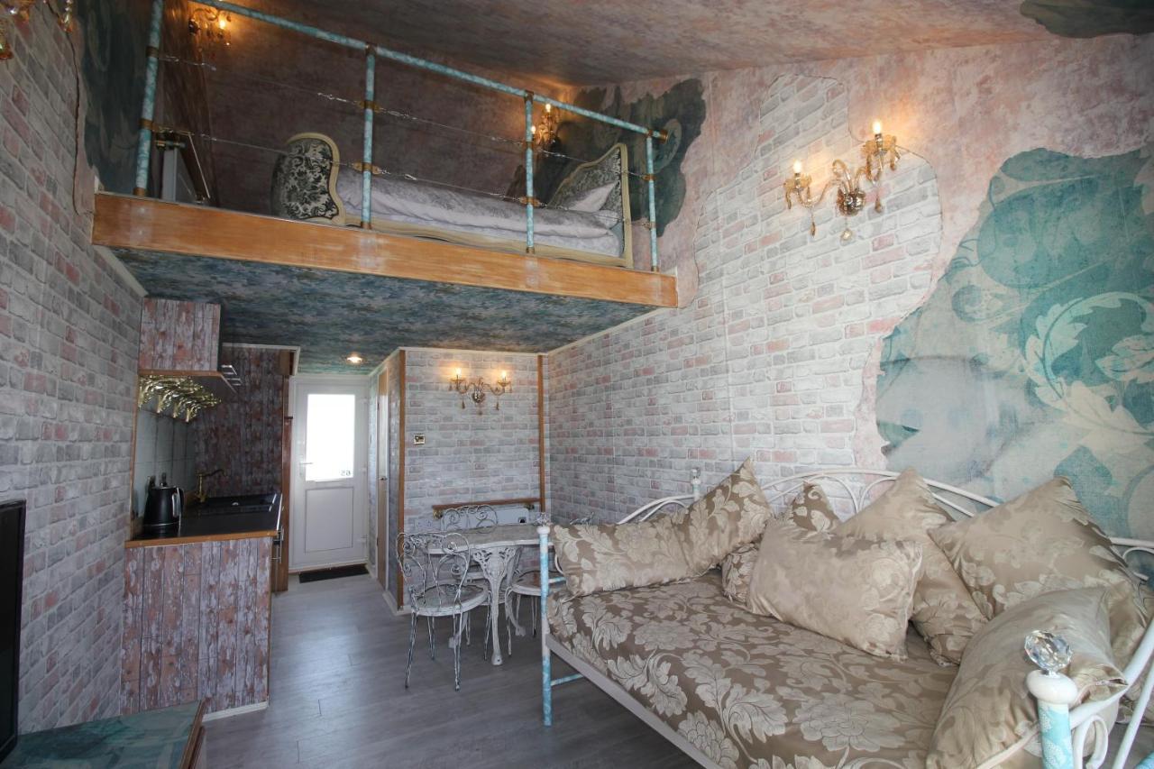 Unique, Loft-Style Apartment With Fantastic Brighton Marina Views מראה חיצוני תמונה
